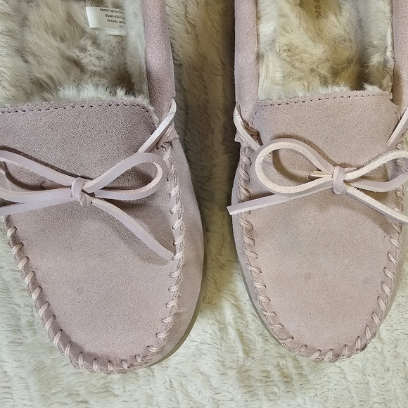 Blush MySlipper Moccasins - Picture 5 of 13